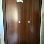 Isabel House نابولي
