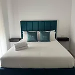 Isabel House Neapel